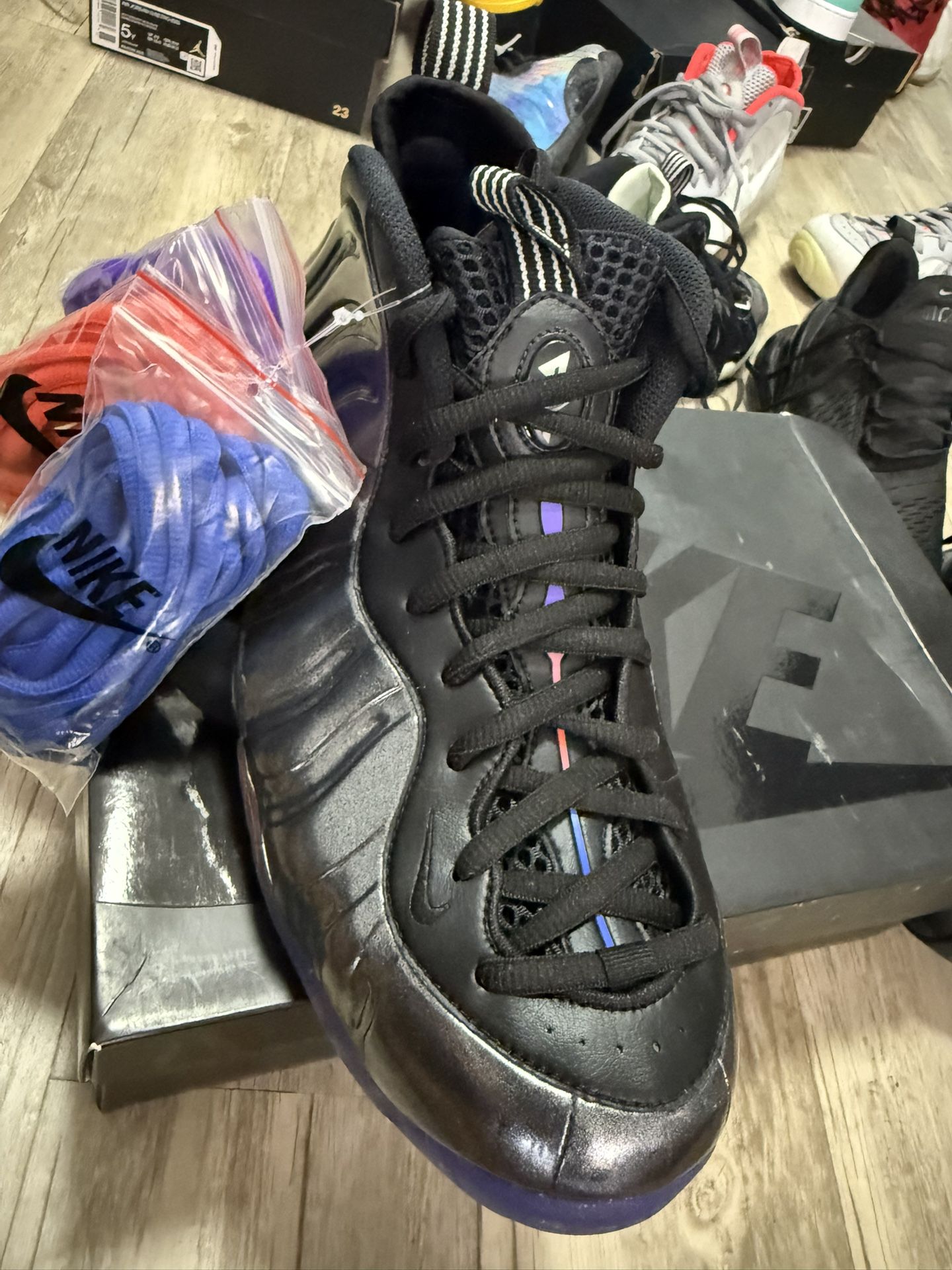 Nike Air foamposite one gradient soles size 11