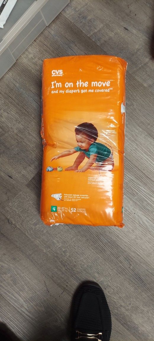 Baby Pampers Size 4-   52 pampers