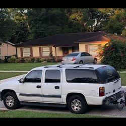 2004 Chevrolet Suburban
