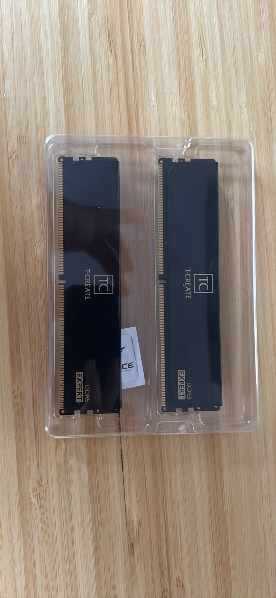 DDR5 T CREATE RAM (8GB EACH)