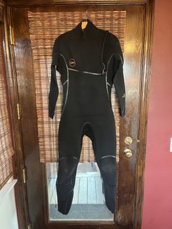 Dakine, Cyclone 3/2 surfing wetsuit