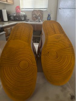 Travis, Scott’s special edition Lakers colors size 11