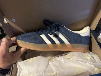 Adidas Size 10