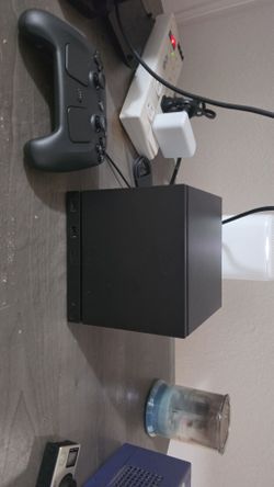 Steam machine 512gb w/ steam controller