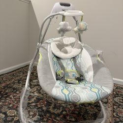 Baby swing