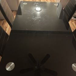 dinner table 