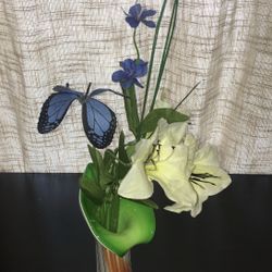 Lily pad  glass vase  disply flower not included