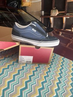 Vans Bearcats NEW!
