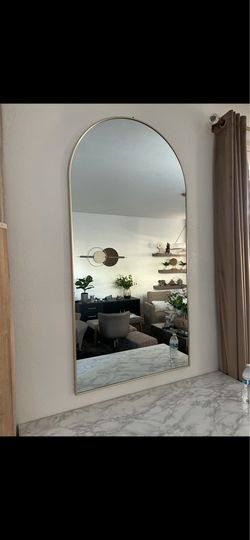 Mid size mirror