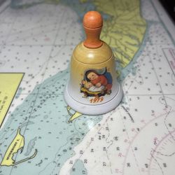 Vintage Schmid Anri t1979 Bell/Ornament Christmas Manger Scene, w/ Box