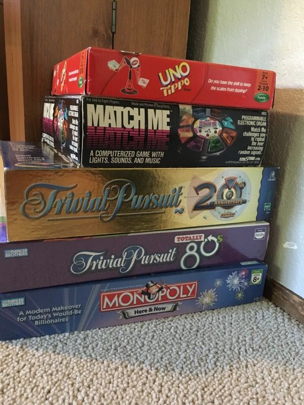 Board Games - Uno - Match Me - Trivial Pursuit - Monopoly