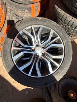 2017 Mitsubishi outlander wheels with tire