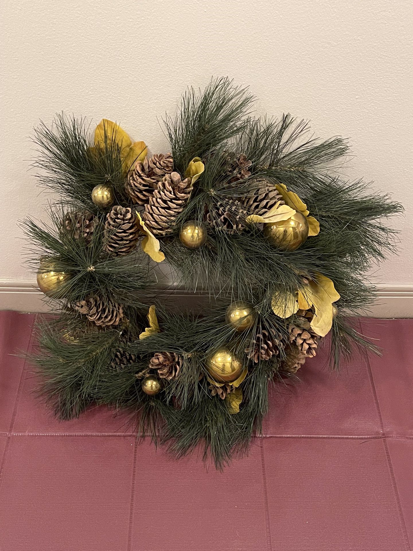 Very LARGE WREATH - approximately 26"W - firm price