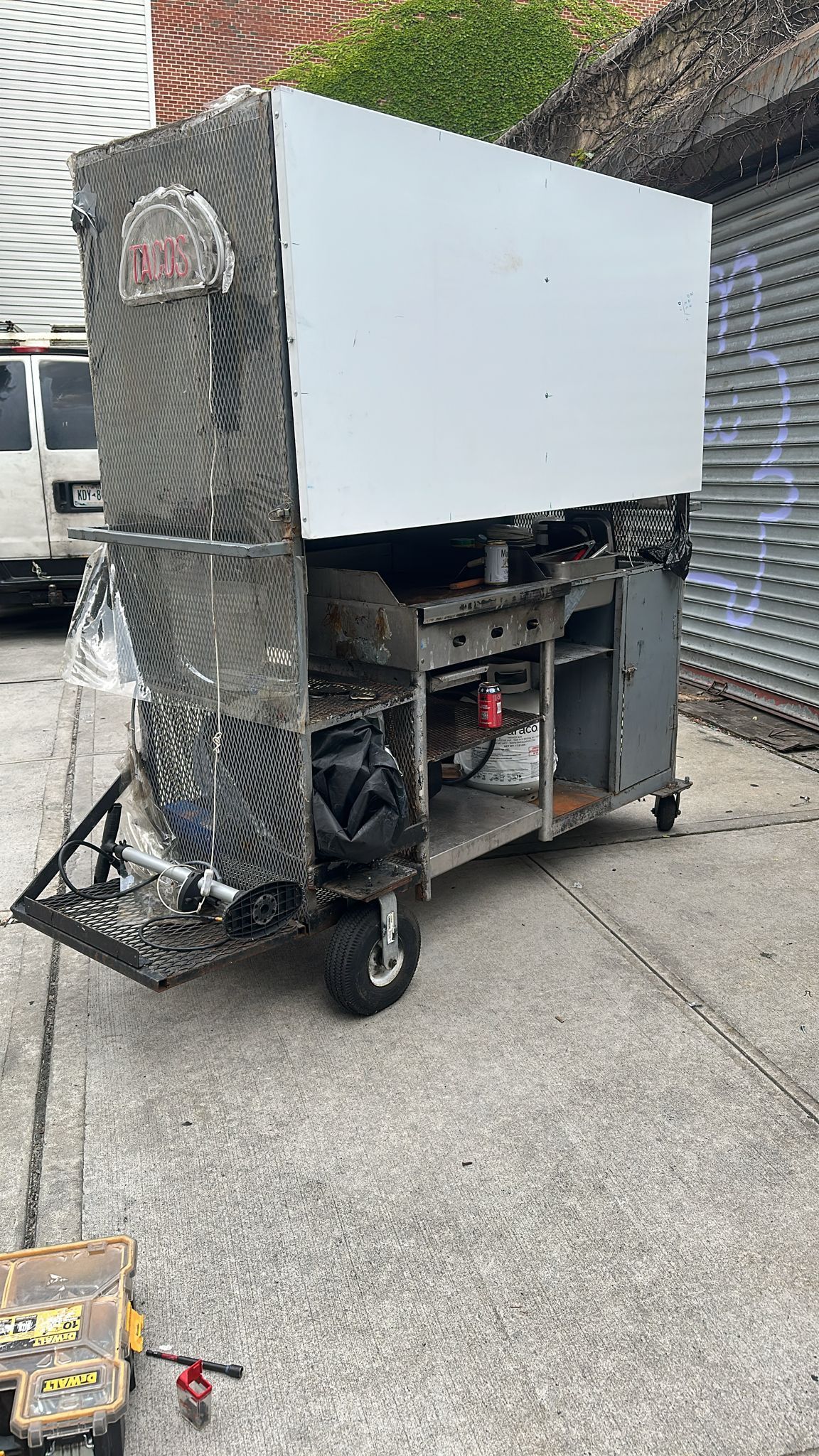 Small Food Cart 