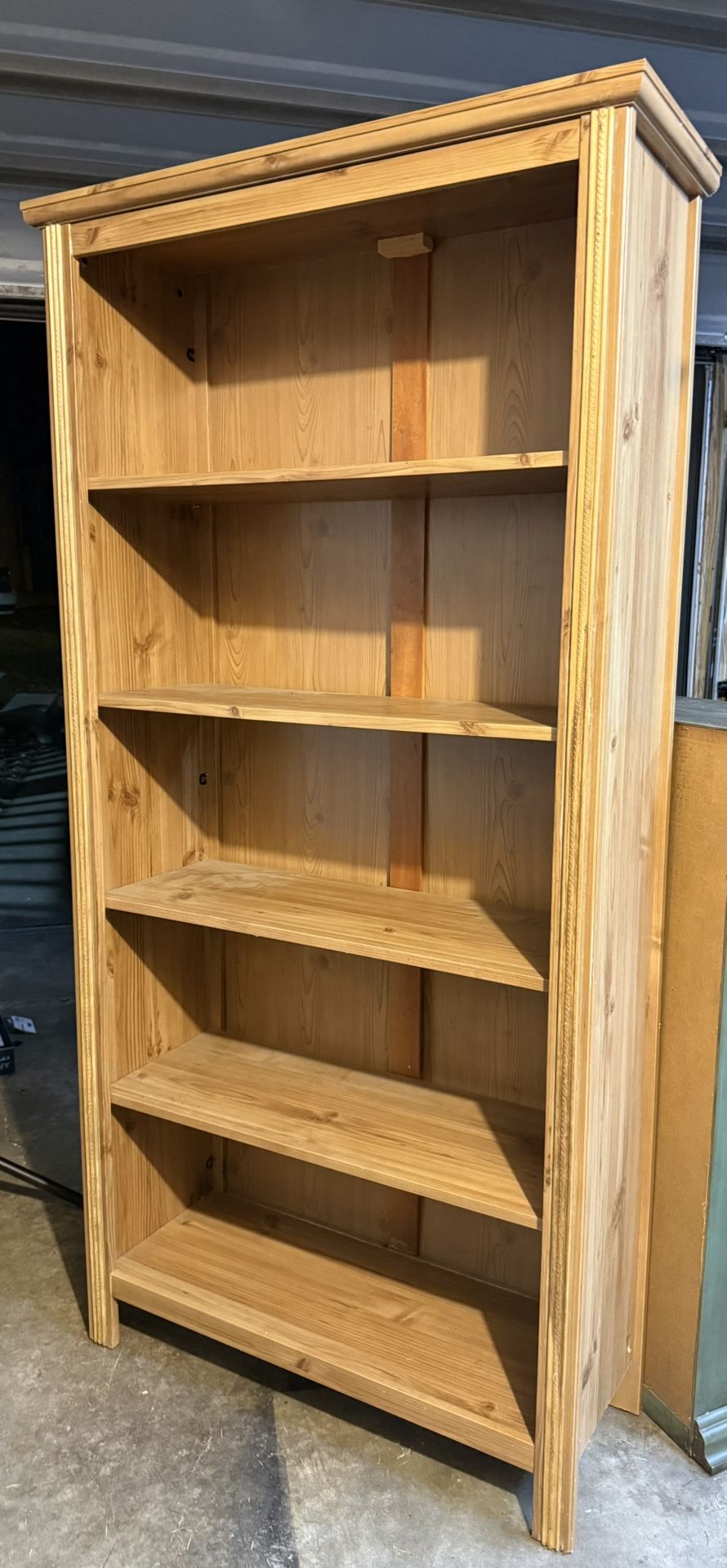 Book Shelf
