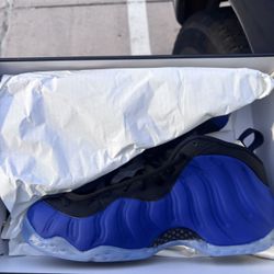 Nike Foamposites Never Been Worn 11/5