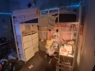Loft bed, white, twin.