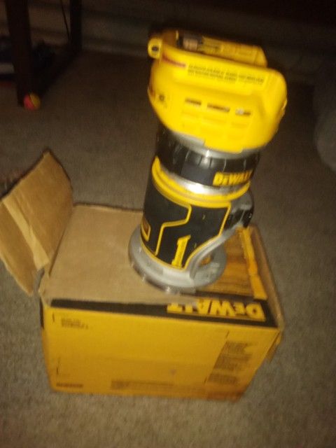 Cordless Compact Router