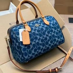 🌟COACH Coach Rowan 25 Blue Boston Bag✨