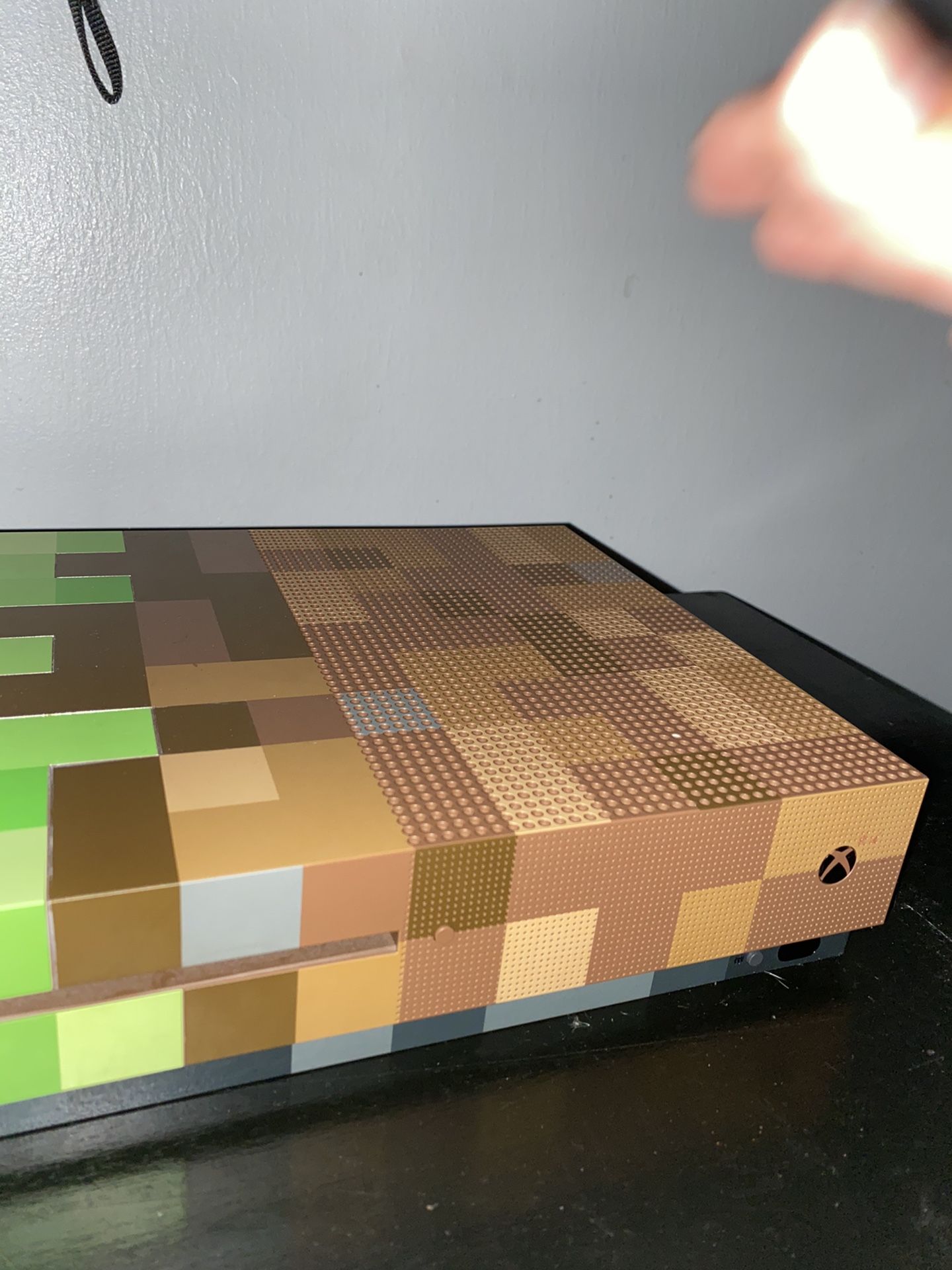 Xbox one , 1tb Minecraft