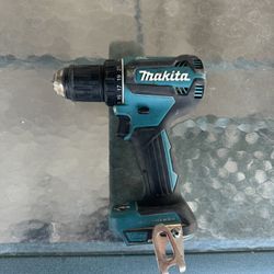18 V Makita Brushless Drill