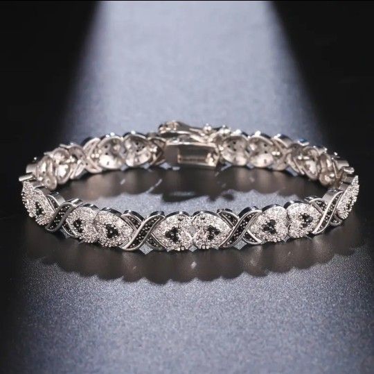 NEW 7in Stamped Silver Onyx & CZ Ladies Bracelet