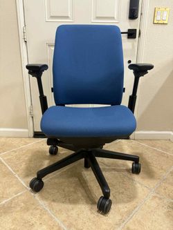 Steelcase Amia ( Blue)