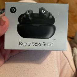 Beats Solo Buds