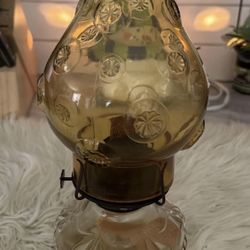 Vintage Antique Eagle Glass Oil lamp  with Amber Globe