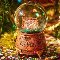 Taylor Swift | The Eras Tour Acoustic Piano Snow Globe - IN HAND