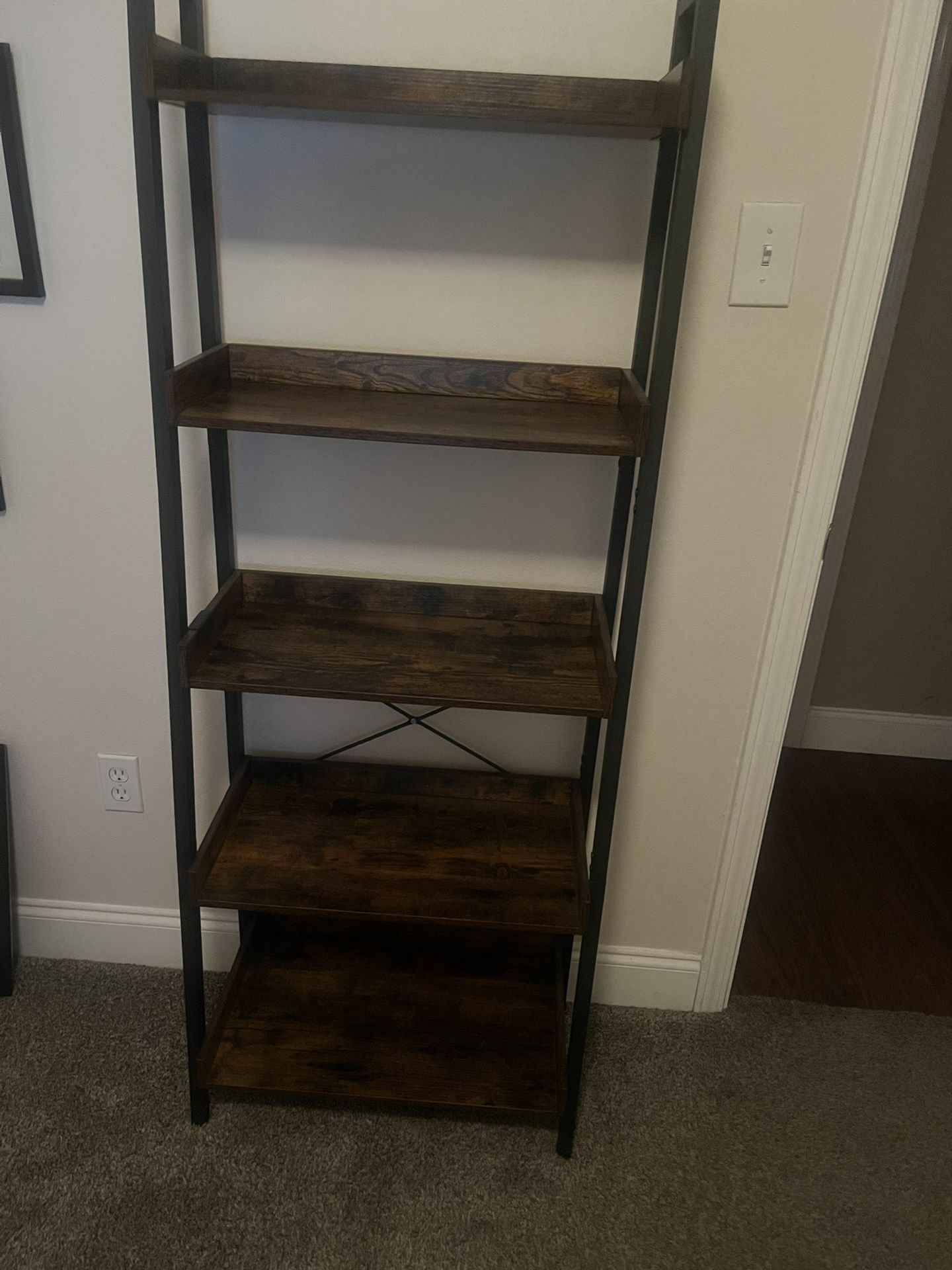 Bookshelf 