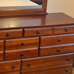 Reduced From $200 Dresser And Mirror Please Read Description 