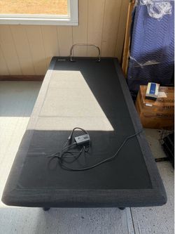 ****FREE*****2 Twin XL Adjustable Bed Frames