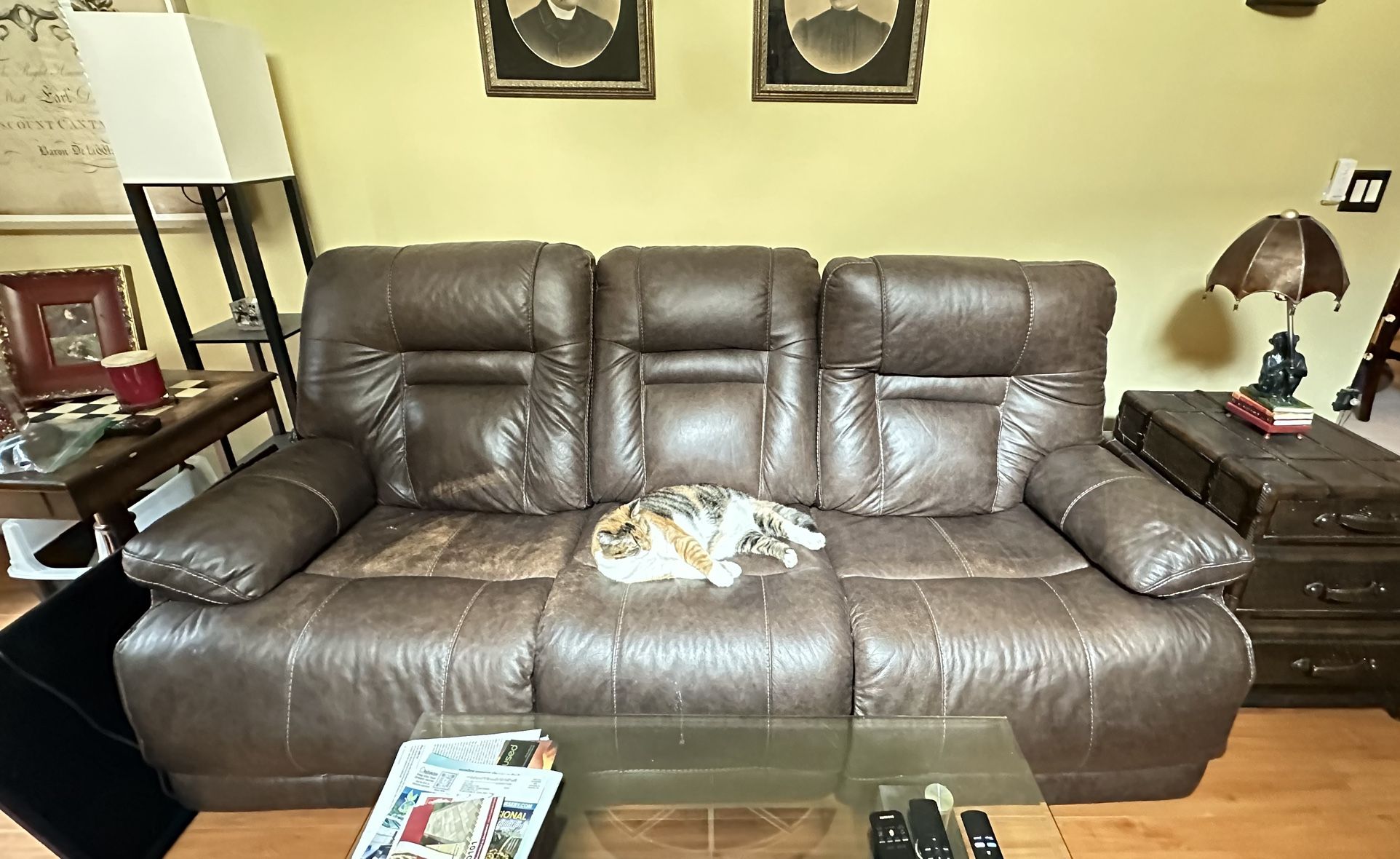 82” Leather Recliner Couch