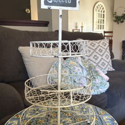 Wired 3 Tiered Tray
