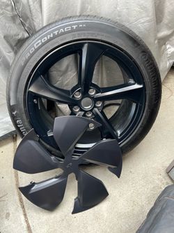 1 Original 19” Tesla Wheel Rim Tire TPMS 2025-’26 Model Y Crossflow Juniper 255/45R19. Good Spare!  ***SELLING JUST 1 WHEEL/RIM and Tire with Aero Whe