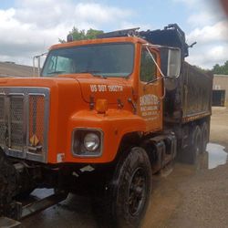 1999 International Dump Truck