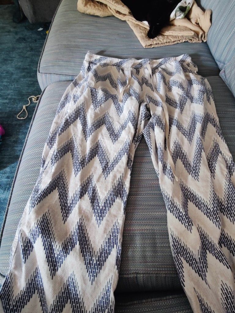 C Est. 1946 Zigzag Tan Drawstring Pants Size 14/16W