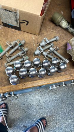 Free Chevy Half Ton Lug Nuts And Front Shock Bolts