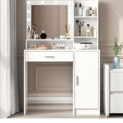 ***New in box**** WHITE VANITY W/ LED LIGHT