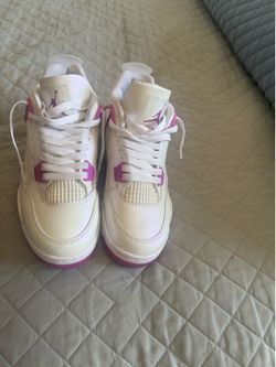 Jordan4 hyper violet