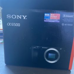 Sony Mirrorless - BRAND NEW - ILCE-6500