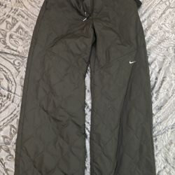 nike puffer pants 
