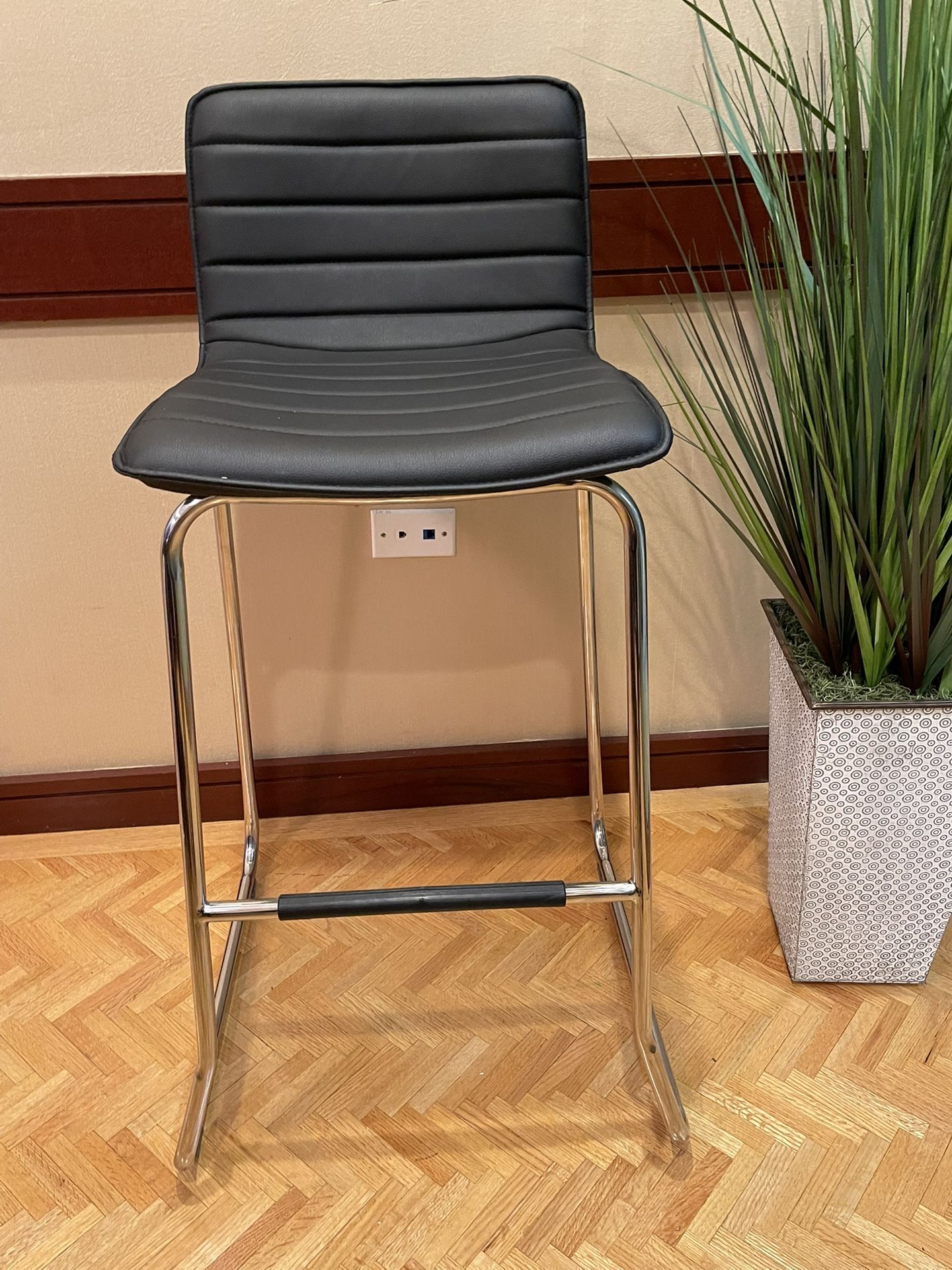 New Barstool.