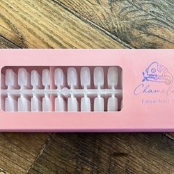 Medium Square False Nail Tips, 600 Piece Set, No File Full Cover Matte, 15 Sizes, Fake Soft Nails for Acrylic or Gel Polish *NEW In Open Box*
