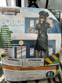 Girl’s police officer costume