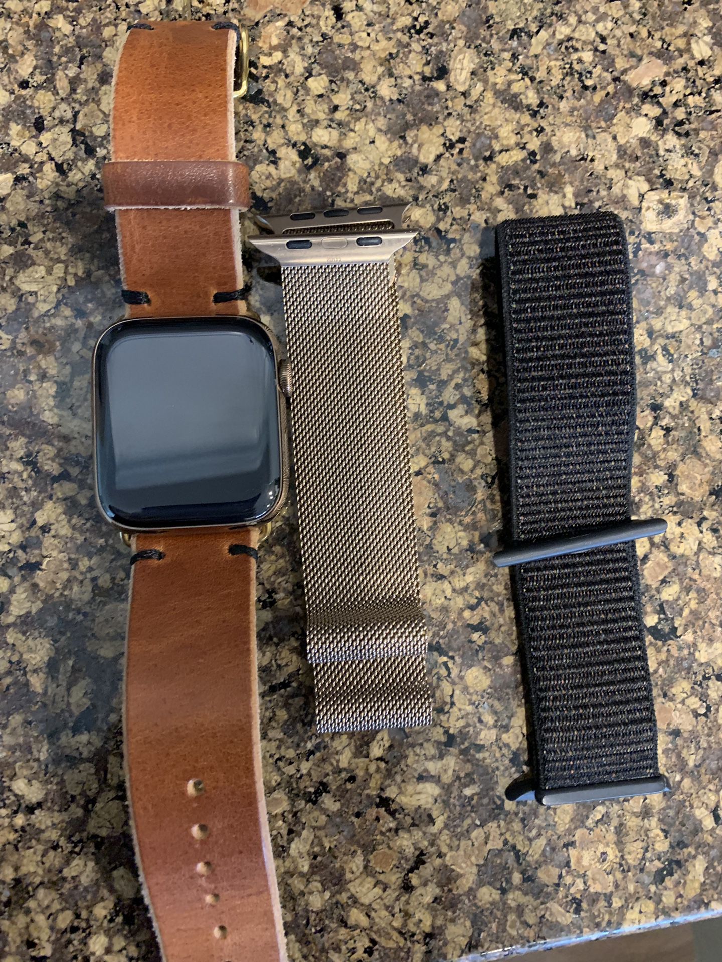 Apple Watch Series 4, 44mm Stainless Steel Gold Cellular