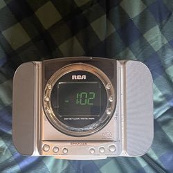 RCA Alarm Clock CD/FM-AM/Weather Alert 