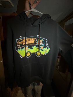 Scoobie doo mystery machine hoodie Large
