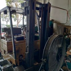 CAT Forklift - $1200 OBO